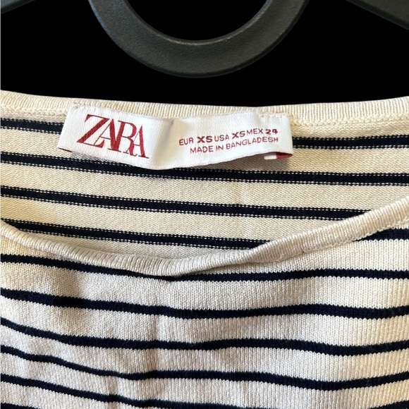 Zara cream and navy striped sweater - Picture 3 of 3